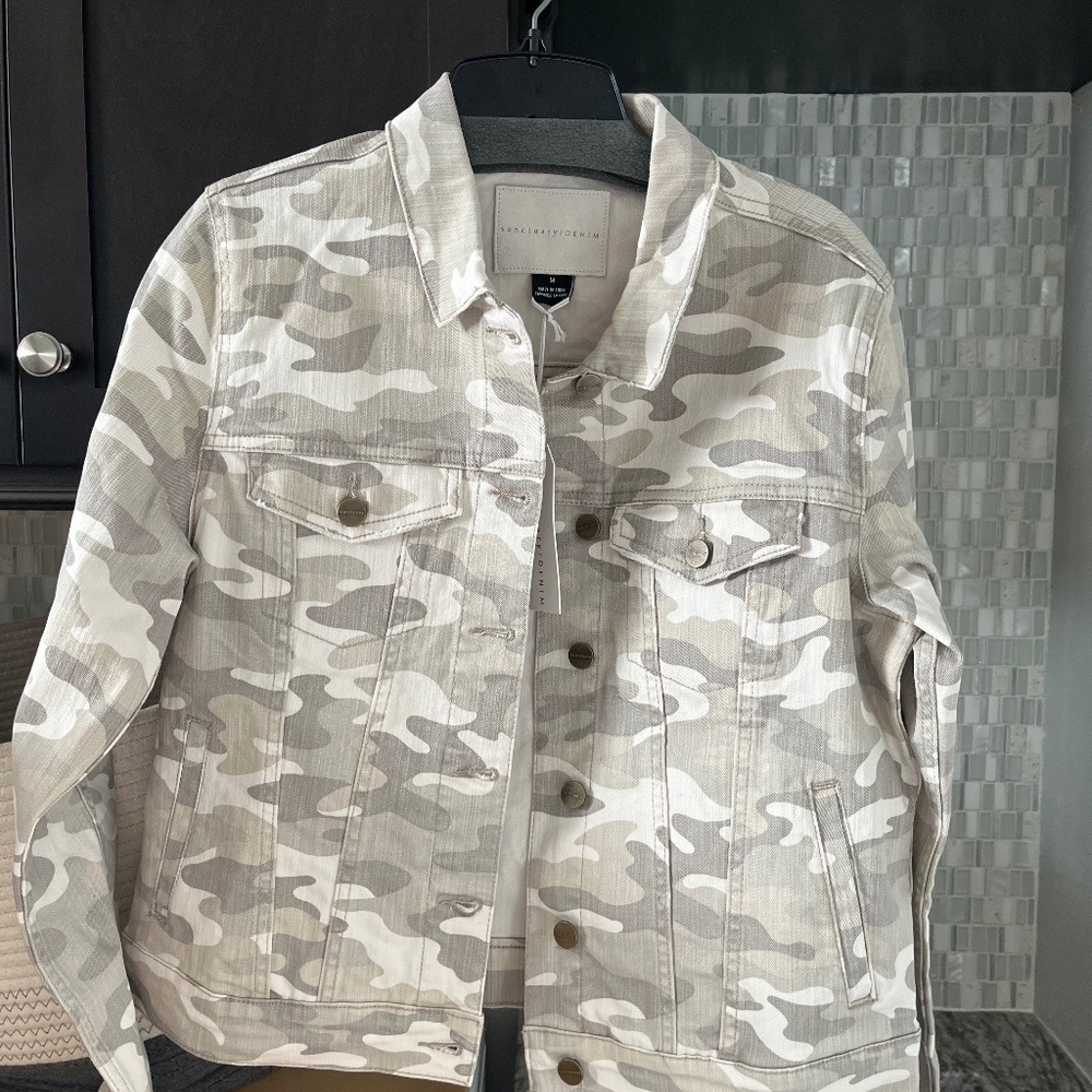 Camo tan jacket